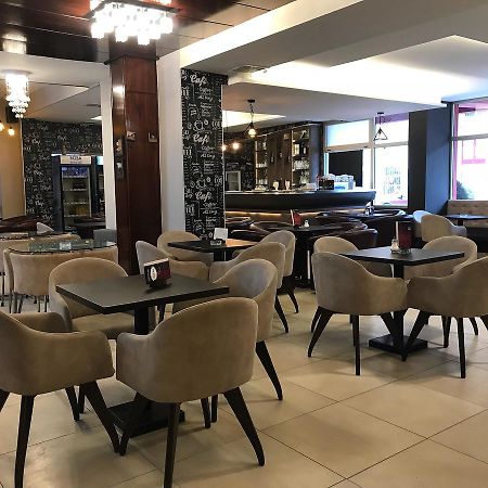 Majdanpek Golden Inn Hotel מראה חיצוני תמונה