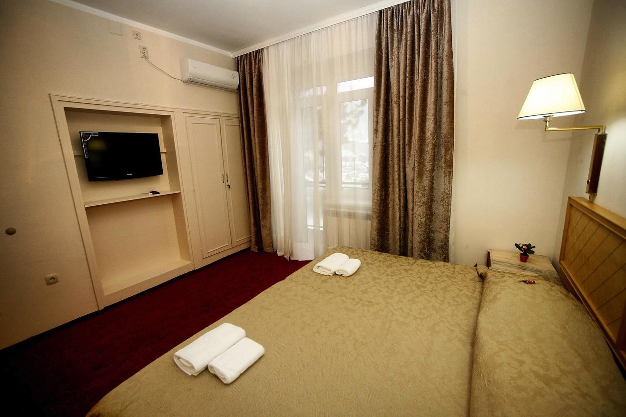 Majdanpek Golden Inn Hotel מראה חיצוני תמונה