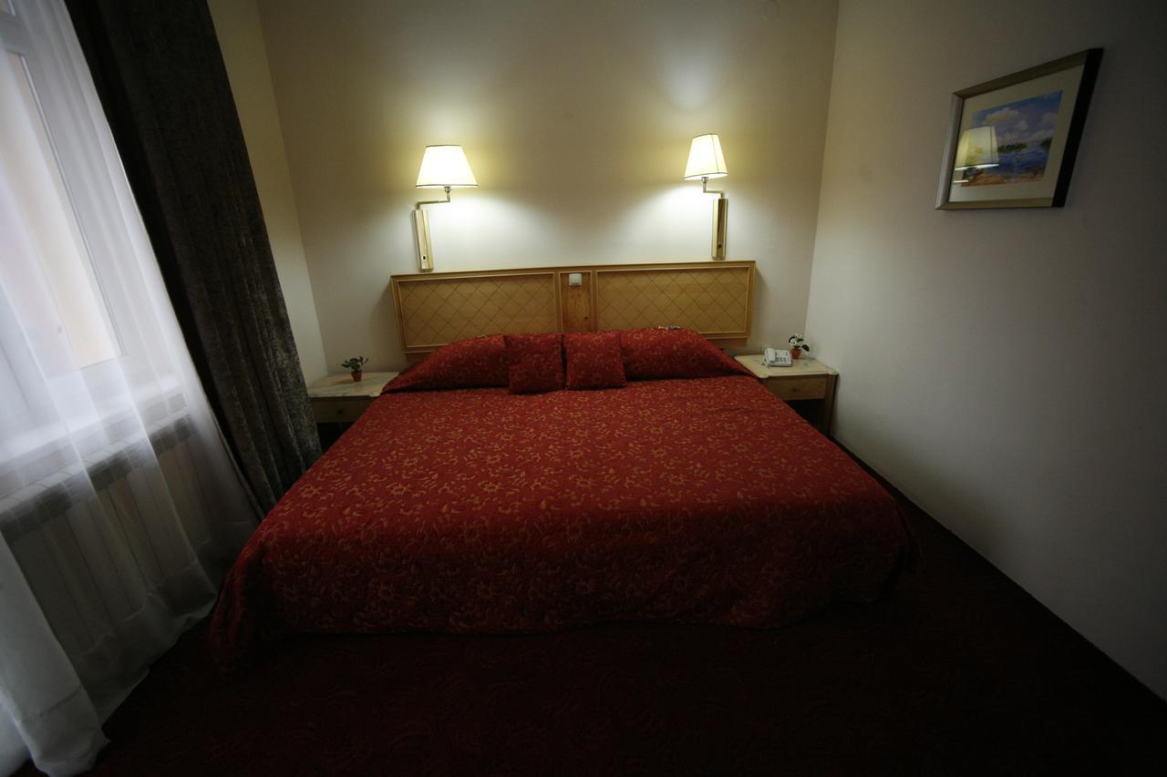 Majdanpek Golden Inn Hotel מראה חיצוני תמונה